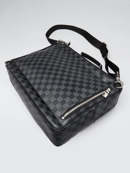 Louis Vuitton Damier Graphite Canvas/Leather Breifcase Backpack Bag main image 9